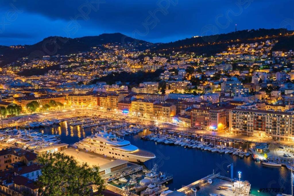 Charming And Modern Cave In The Heart Of The Port Appartement Nice