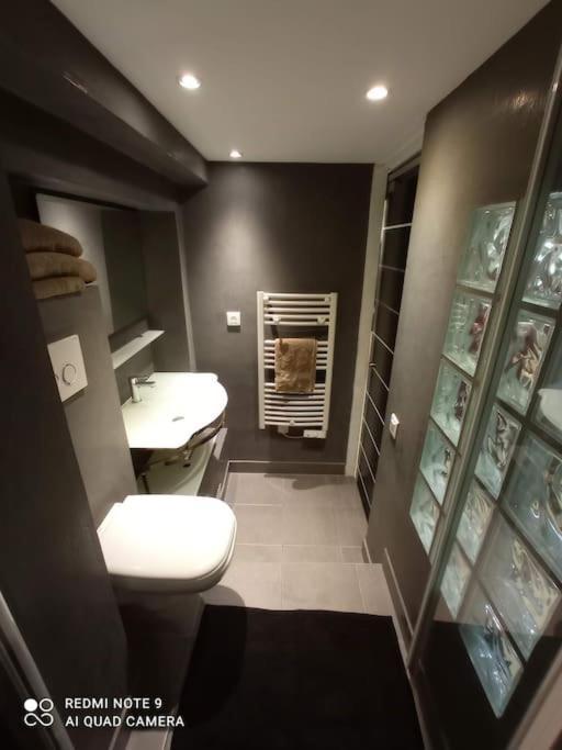 Charming And Modern Cave In The Heart Of The Port Appartement *
